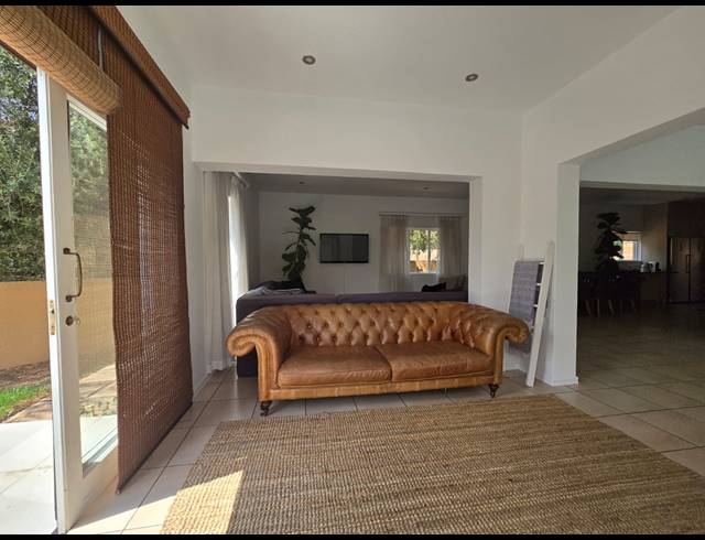5 BEDROOM HOUSE TO LET IN ERAND GARDENS